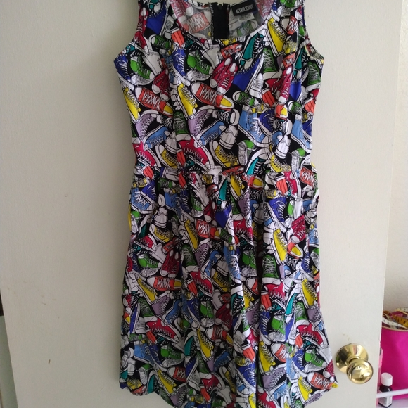 Modcloth x Retrolicious Converse Dress - Picture 3 of 7